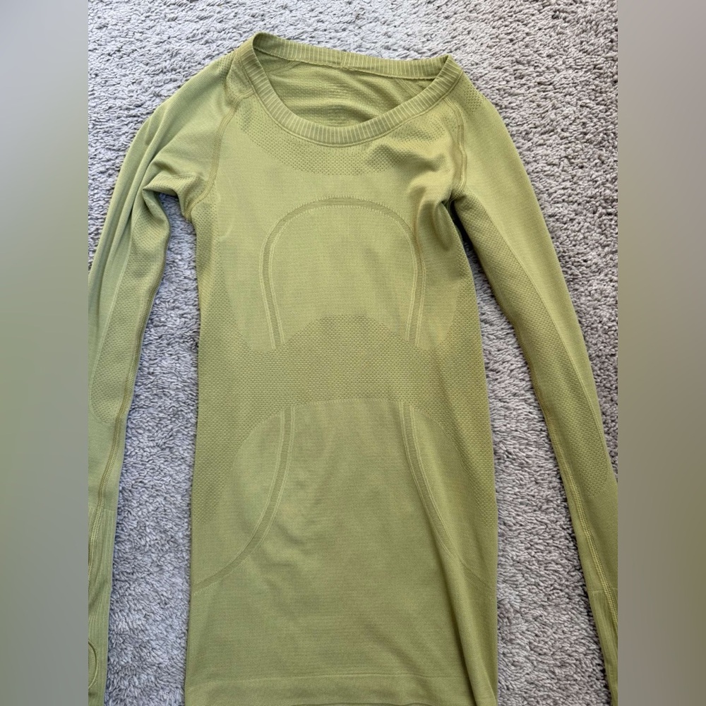 Lululemon swiftly tech